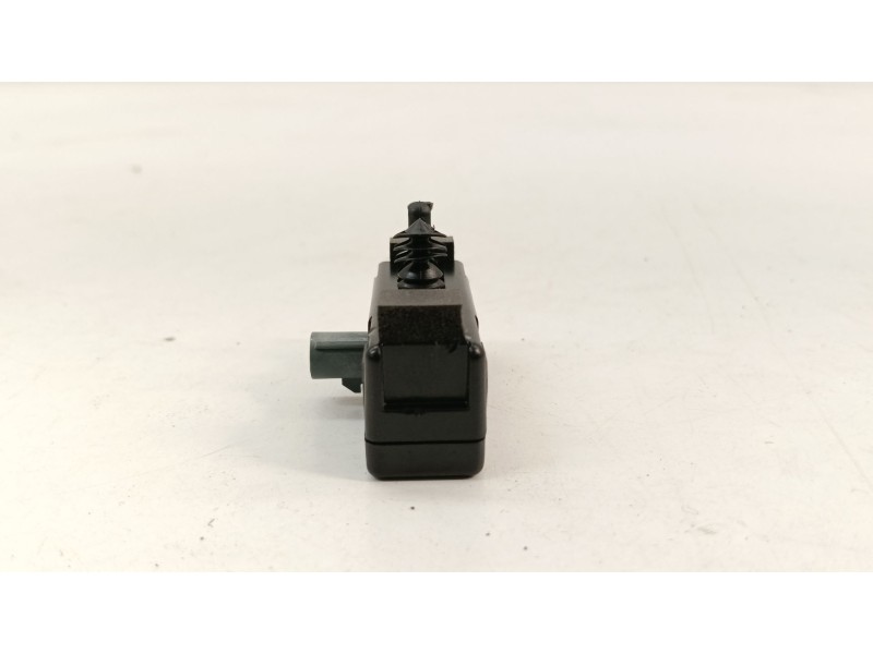 Recambio de antena para jaguar i-pace (x590) ev400 awd referencia OEM IAM FW9319C024AB  