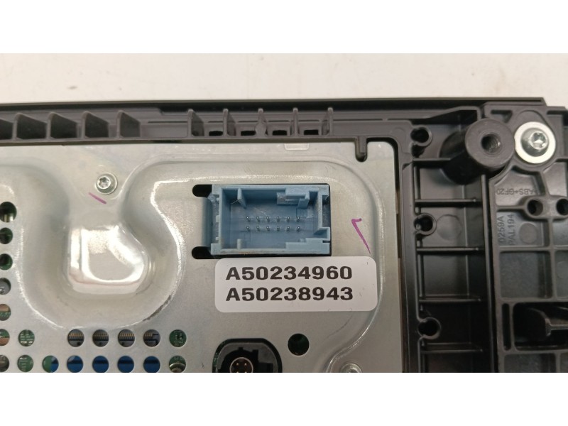 Recambio de pantalla multifuncion para jaguar i-pace (x590) ev400 awd referencia OEM IAM J9D319C279AF  