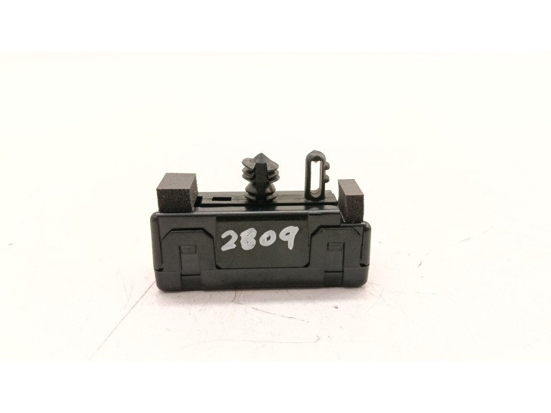 Recambio de antena para jaguar i-pace (x590) ev400 awd referencia OEM IAM FW9319C024AB  