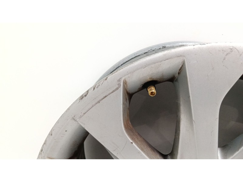 Recambio de juego llantas para seat leon (5f1) 1.6 tdi referencia OEM IAM   
