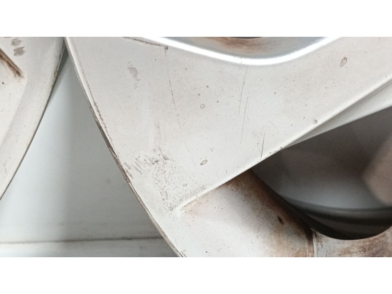 Recambio de juego llantas para seat leon (5f1) 1.6 tdi referencia OEM IAM   