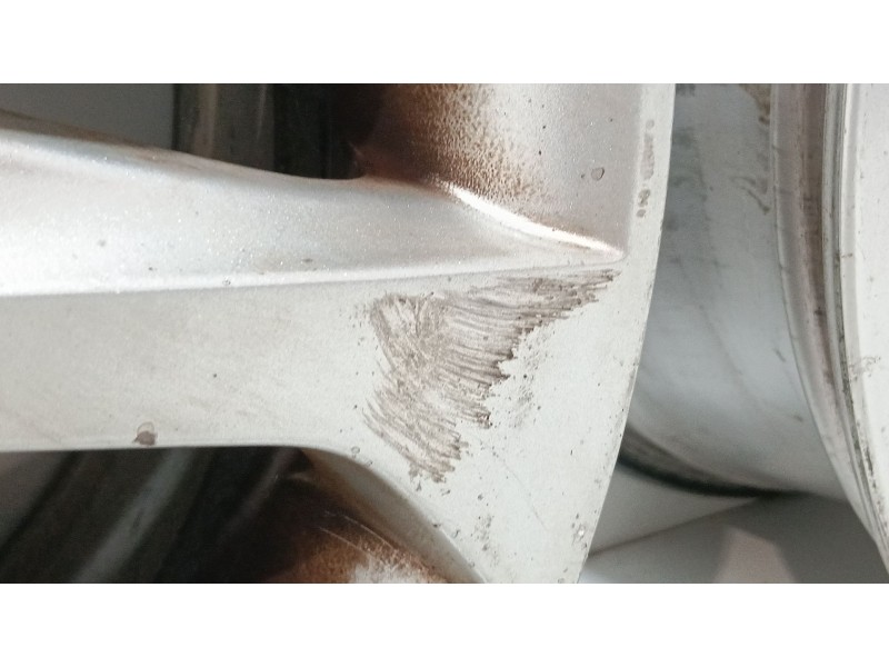 Recambio de juego llantas para seat leon (5f1) 1.6 tdi referencia OEM IAM   