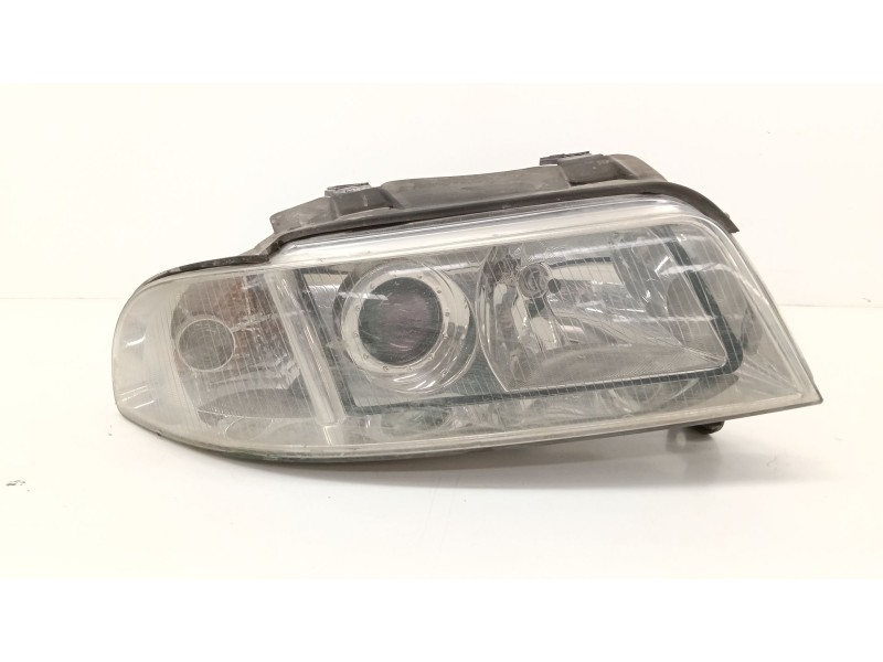 Recambio de faro derecho para audi a4 b5 (8d2) 1.9 tdi referencia OEM IAM   