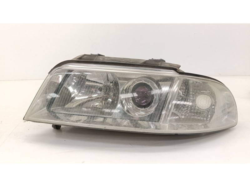 Recambio de faro izquierdo para audi a4 b5 (8d2) 1.9 tdi referencia OEM IAM   