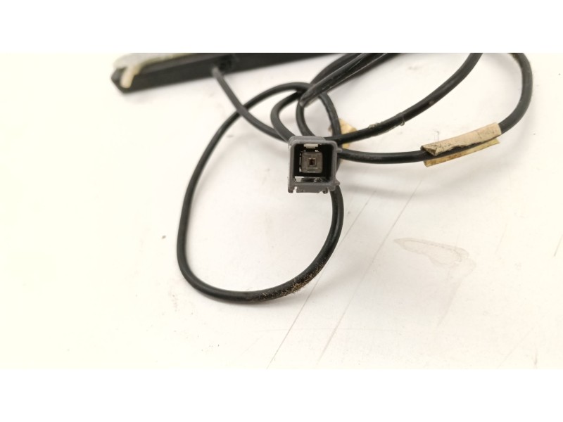 Recambio de antena para jaguar i-pace (x590) ev400 awd referencia OEM IAM J9D315K602AA  