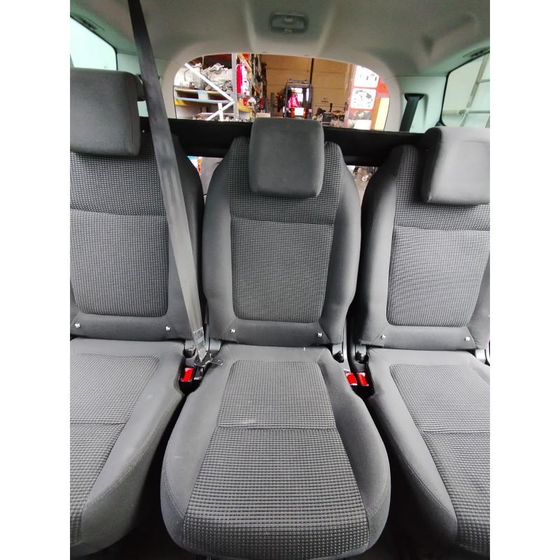 Recambio de asiento trasero medio para peugeot 5008 1.6 blue-hdi fap referencia OEM IAM   