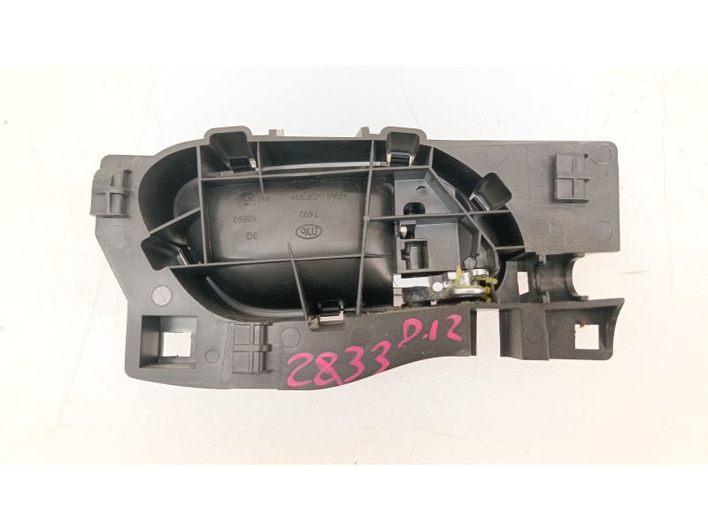 Recambio de maneta interior delantera izquierda para citroën c4 grand picasso ii (da_, de_) 2.0 bluehdi 150 referencia OEM IAM 9
