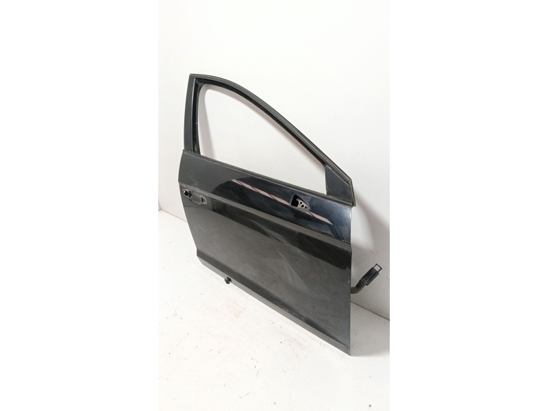Recambio de puerta delantera derecha para seat leon (5f1) 1.6 tdi referencia OEM IAM   
							