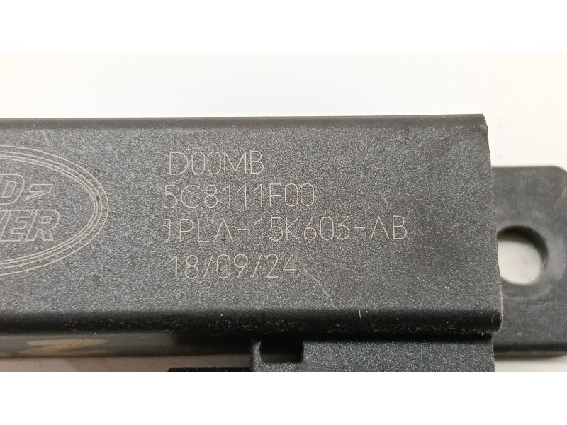 Recambio de antena para jaguar i-pace (x590) ev400 awd referencia OEM IAM JPLA15K603AB  
							
