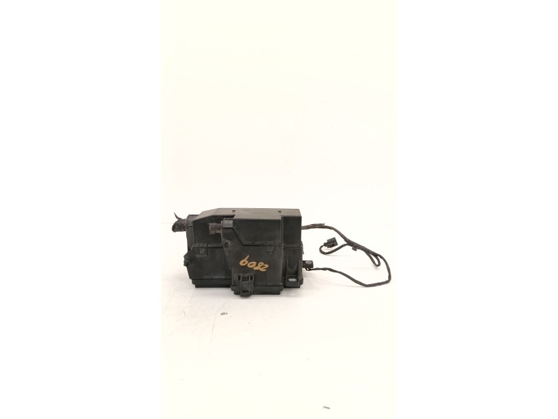 Recambio de caja reles / fusibles para jaguar i-pace (x590) ev400 awd referencia OEM IAM J9D314A076CA  
							