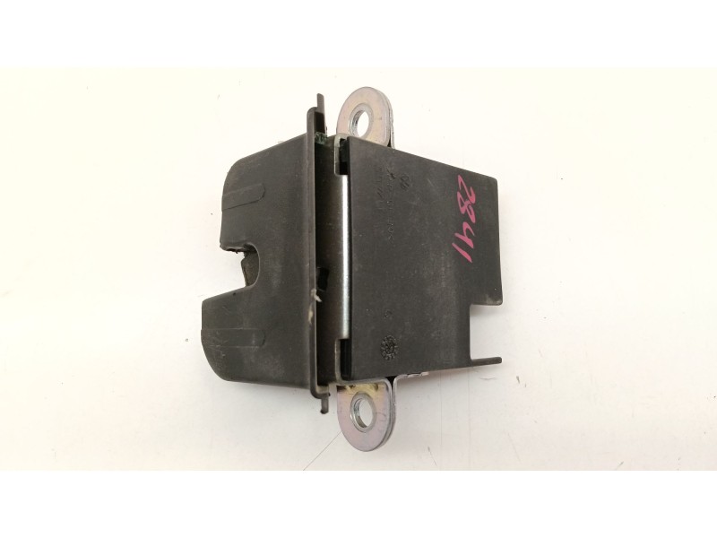 Recambio de cerradura maletero / porton para seat leon (5f1) 1.6 tdi referencia OEM IAM 5F3827505  
							