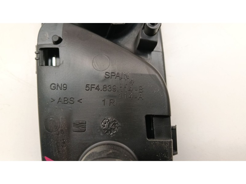 Recambio de maneta interior trasera derecha para seat leon (5f1) 1.6 tdi referencia OEM IAM 5F4839114B  
							