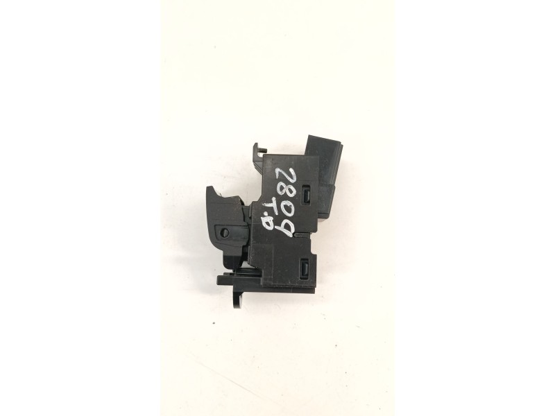 Recambio de mando elevalunas trasero derecho para jaguar i-pace (x590) ev400 awd referencia OEM IAM FK7214717AB  
							