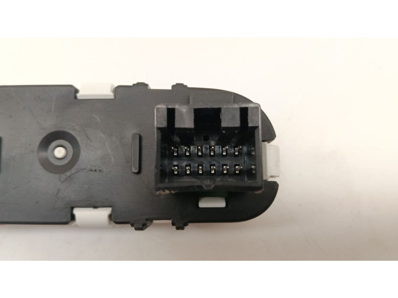 Recambio de pantalla multifuncion para chevrolet spark (m300) 1.0 referencia OEM IAM   
