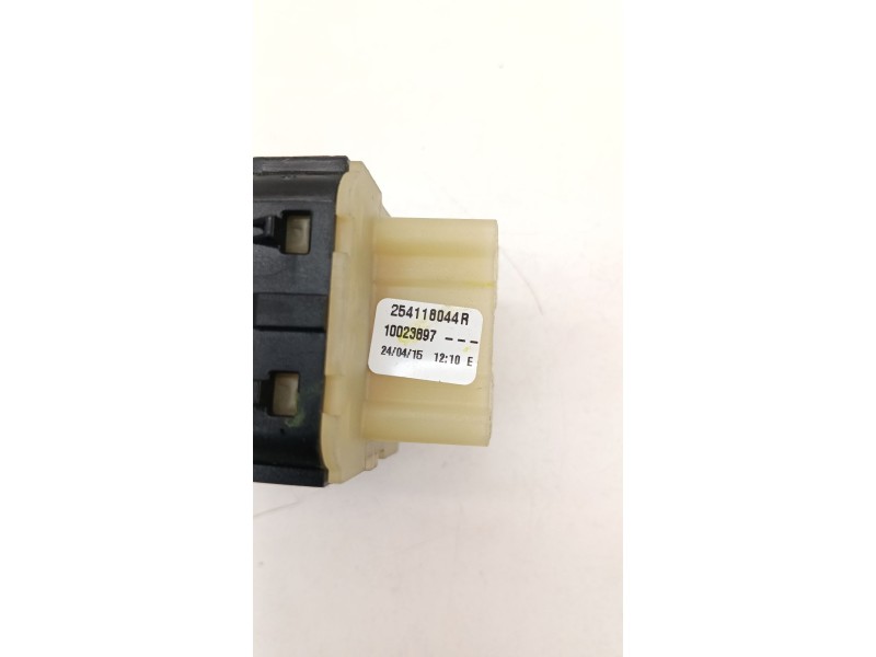 Recambio de mando elevalunas delantero izquierdo para renault clio iv (bh_) 1.2 16v referencia OEM IAM 254118044R  
							