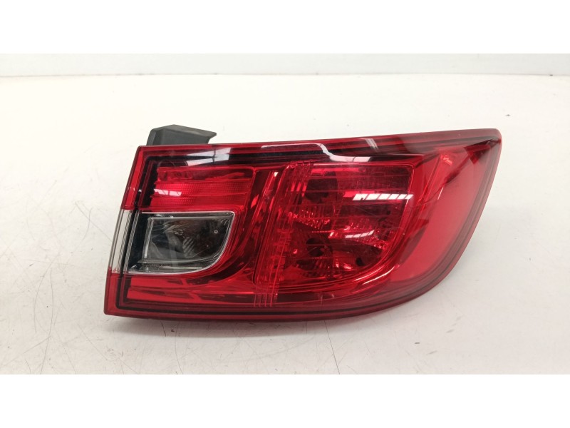 Recambio de piloto trasero derecho para renault clio iv (bh_) 1.2 16v referencia OEM IAM 265506608R  