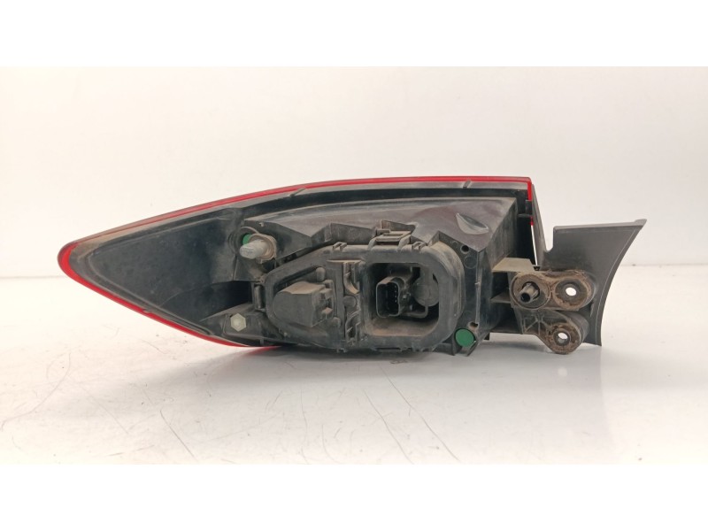 Recambio de piloto trasero derecho para renault clio iv (bh_) 1.2 16v referencia OEM IAM 265506608R  
							