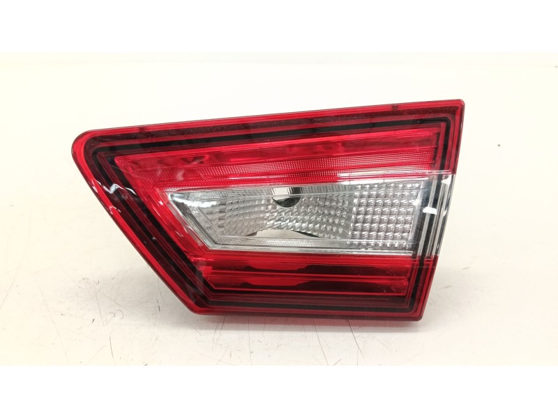 Recambio de piloto trasero derecho interior para renault clio iv (bh_) 1.2 16v referencia OEM IAM   