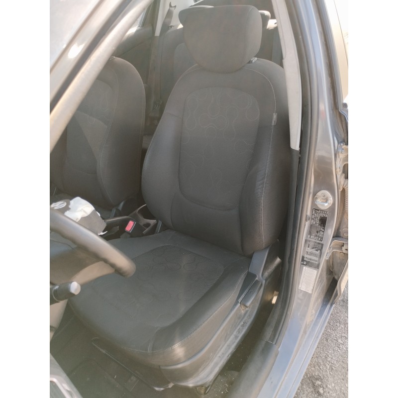 Recambio de asiento delantero izquierdo para hyundai i20 style referencia OEM IAM   