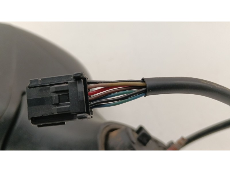 Recambio de retrovisor izquierdo para renault clio iv (bh_) 1.2 16v referencia OEM IAM   
							
