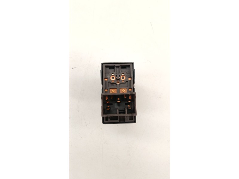 Recambio de mando elevalunas delantero derecho para chevrolet spark (m300) 1.0 referencia OEM IAM   
