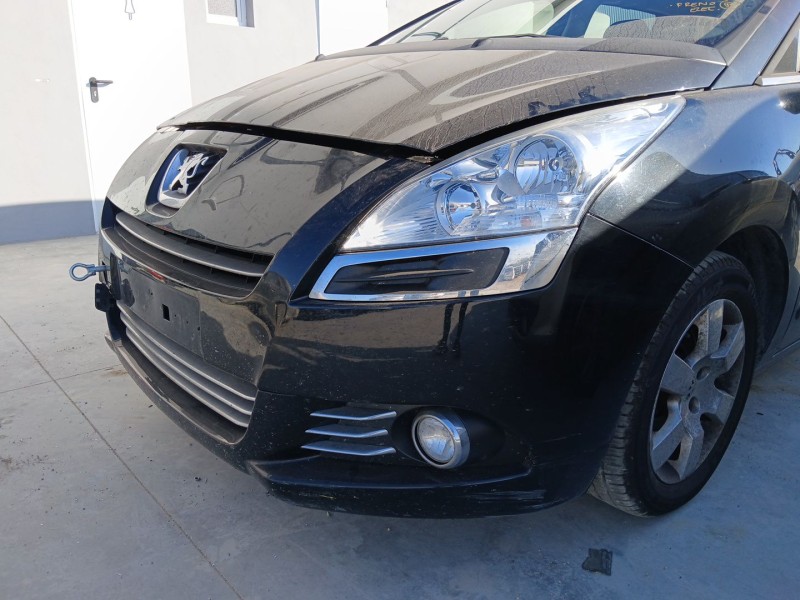 Recambio de paragolpes delantero para peugeot 5008 (0u_, 0e_) 1.6 hdi referencia OEM IAM   
							