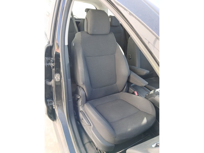Recambio de asiento delantero derecho para peugeot 5008 (0u_, 0e_) 1.6 hdi referencia OEM IAM   