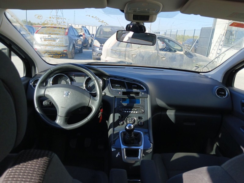 peugeot 5008 (0u_, 0e_) del año 2012