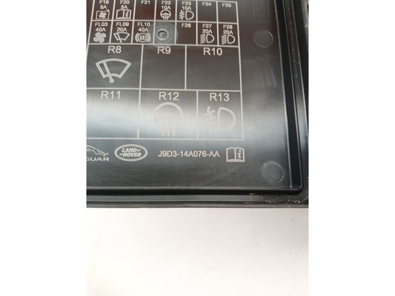 Recambio de caja reles / fusibles para jaguar i-pace (x590) ev400 awd referencia OEM IAM J9D314A076AA  
