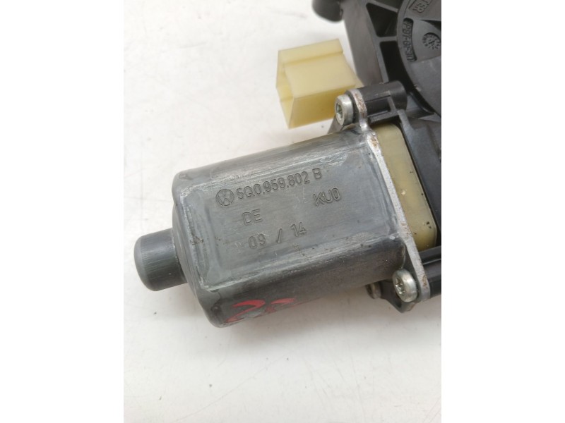 Recambio de motor elevalunas delantero derecho para seat leon (5f1) 1.6 tdi referencia OEM IAM 5Q0959802B  