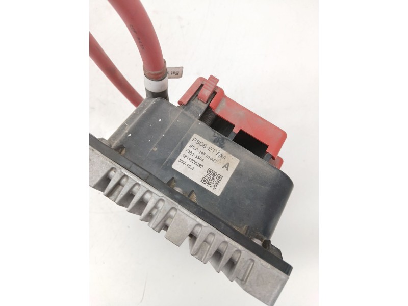 Recambio de caja reles / fusibles para jaguar i-pace (x590) ev400 awd referencia OEM IAM JPLA14F70AC  