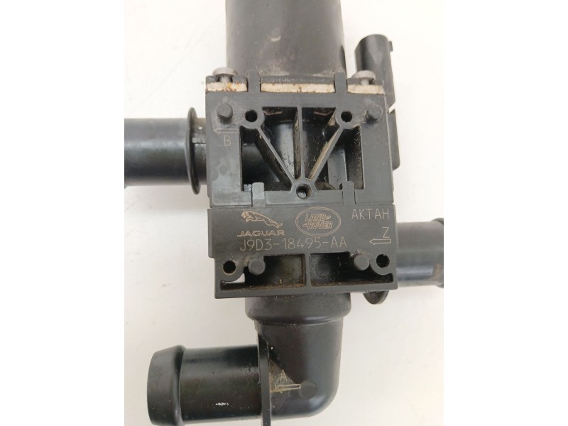 Recambio de valvula intercambio de calefaccion para jaguar i-pace (x590) ev400 awd referencia OEM IAM J9D318495AA  
							