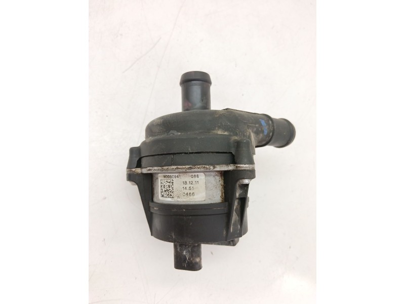 Recambio de bomba agua para jaguar i-pace (x590) ev400 awd referencia OEM IAM J9D318D474AA  