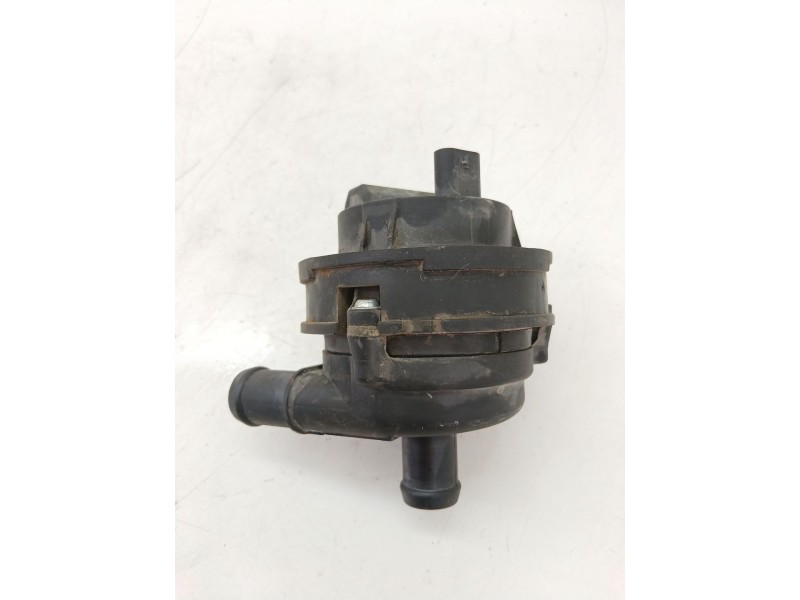 Recambio de bomba agua para jaguar i-pace (x590) ev400 awd referencia OEM IAM J9D318D475AA  