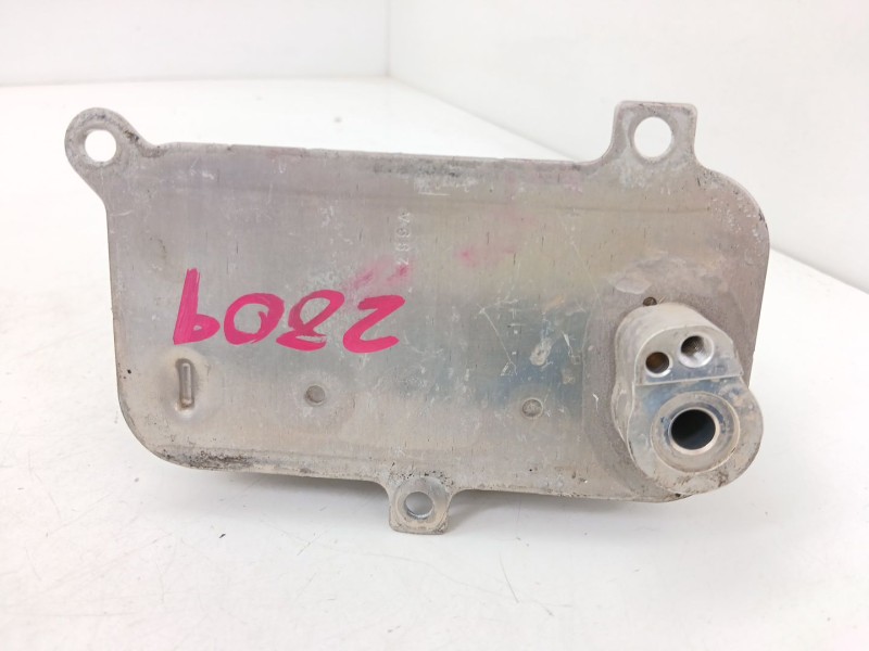 Recambio de enfriador aceite motor para jaguar i-pace (x590) ev400 awd referencia OEM IAM J9D38D300AA  
							