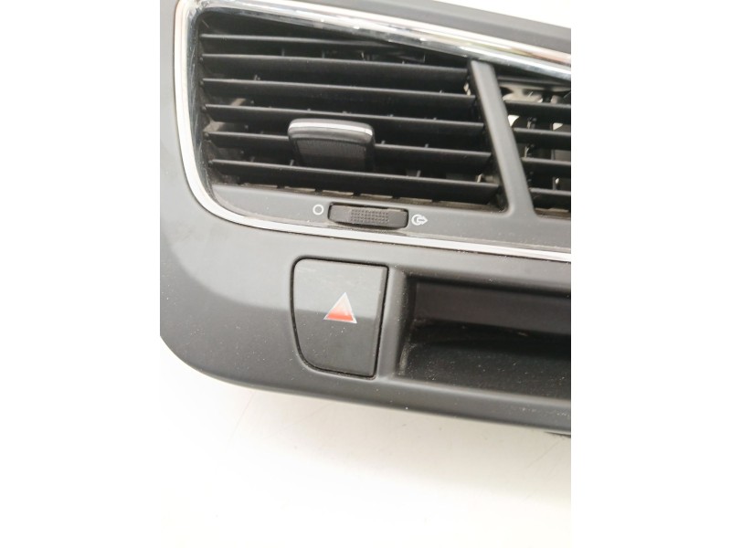 Recambio de rejilla aireadora para peugeot 5008 (0u_, 0e_) 1.6 hdi referencia OEM IAM 9686527977  