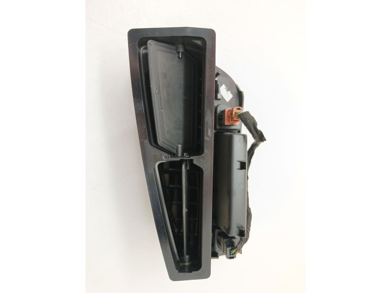 Recambio de rejilla aireadora para peugeot 5008 (0u_, 0e_) 1.6 hdi referencia OEM IAM 9686527977  
							