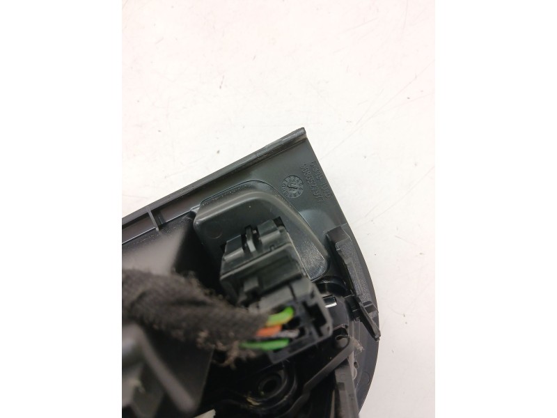 Recambio de rejilla aireadora para peugeot 5008 (0u_, 0e_) 1.6 hdi referencia OEM IAM 9686527977  