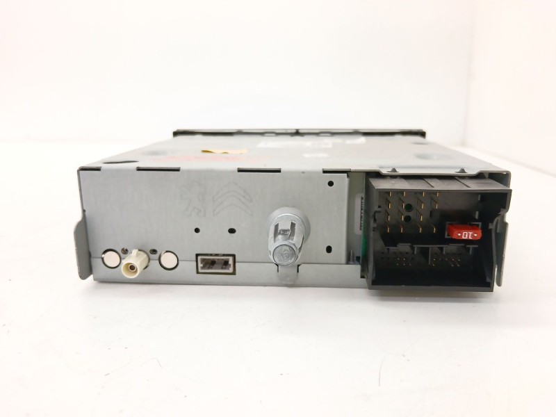 Recambio de sistema audio / radio cd para peugeot 5008 (0u_, 0e_) 1.6 hdi referencia OEM IAM 96784950XT  
							
