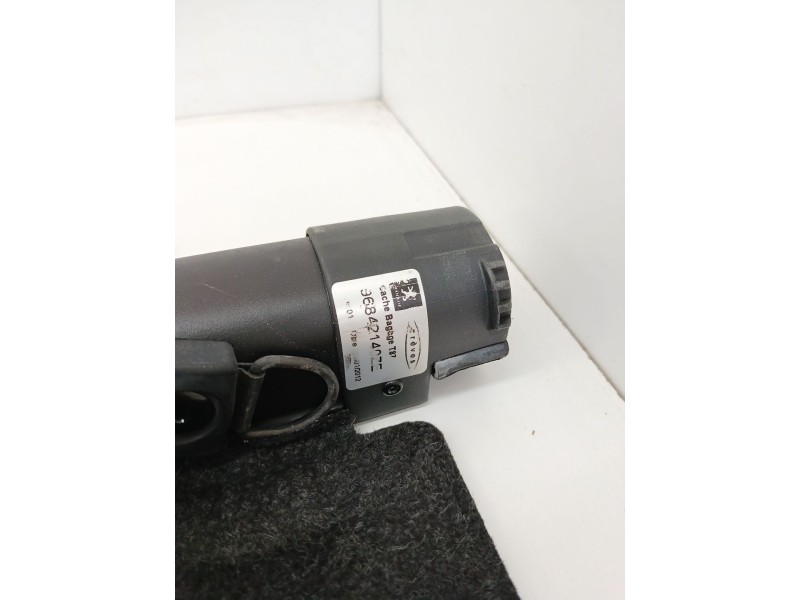 Recambio de bandeja trasera para peugeot 5008 (0u_, 0e_) 1.6 hdi referencia OEM IAM 968421140ZE  
							