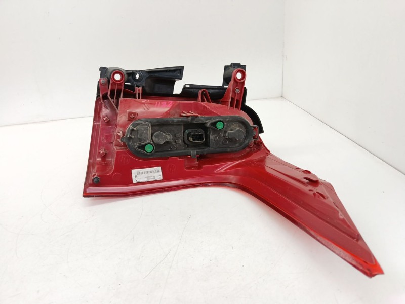 Recambio de piloto trasero izquierdo para peugeot 5008 (0u_, 0e_) 1.6 hdi referencia OEM IAM 9672666580  