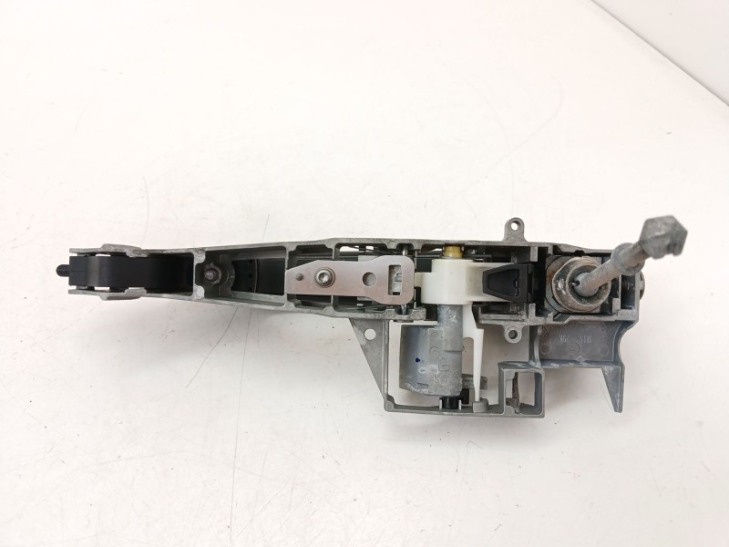 Recambio de maneta exterior delantera izquierda para peugeot 5008 (0u_, 0e_) 1.6 hdi referencia OEM IAM 9684560080  
							