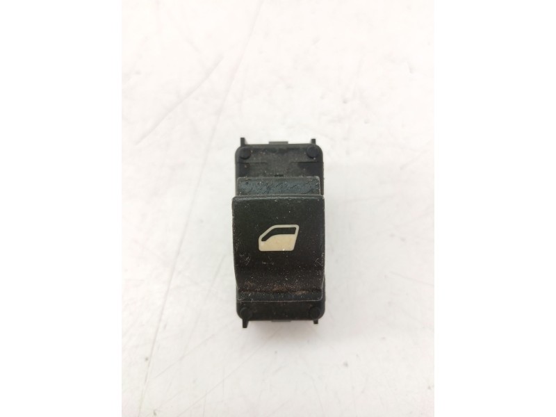 Recambio de mando elevalunas delantero derecho para peugeot 5008 (0u_, 0e_) 1.6 hdi referencia OEM IAM 96662297XT  