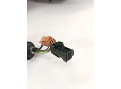 Recambio de retrovisor derecho para peugeot 5008 (0u_, 0e_) 1.6 hdi referencia OEM IAM    2