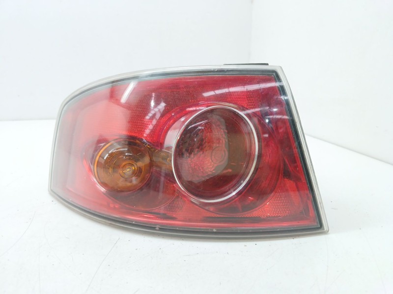 Recambio de piloto trasero izquierdo para seat ibiza iii (6l1) 1.4 16v referencia OEM IAM 6L6945095A  