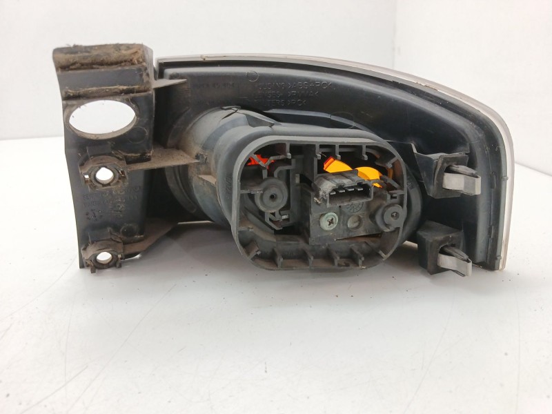 Recambio de piloto trasero izquierdo para seat ibiza iii (6l1) 1.4 16v referencia OEM IAM 6L6945095A  
