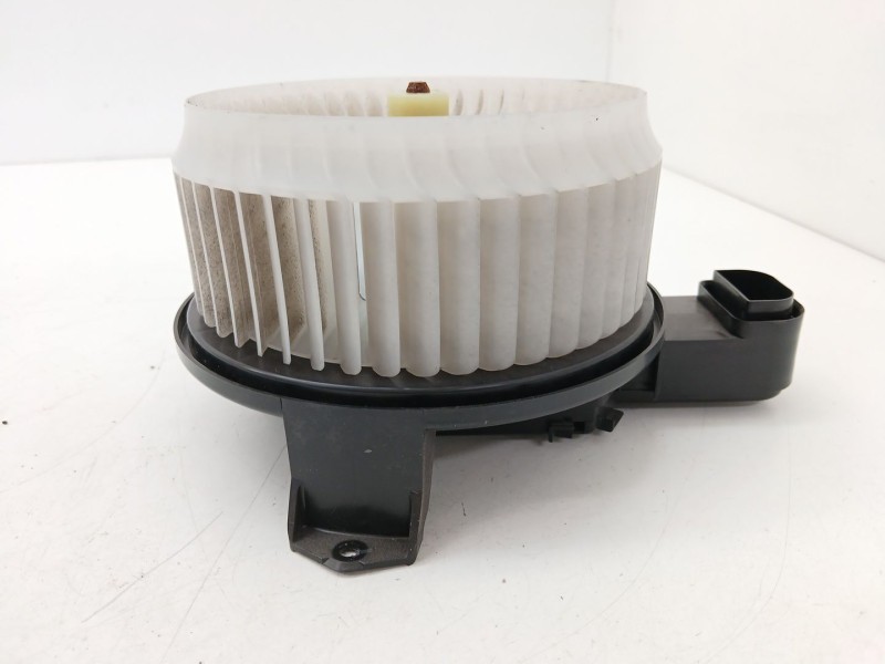 Recambio de motor calefaccion para jaguar i-pace (x590) ev400 awd referencia OEM IAM MF1163605570  
							