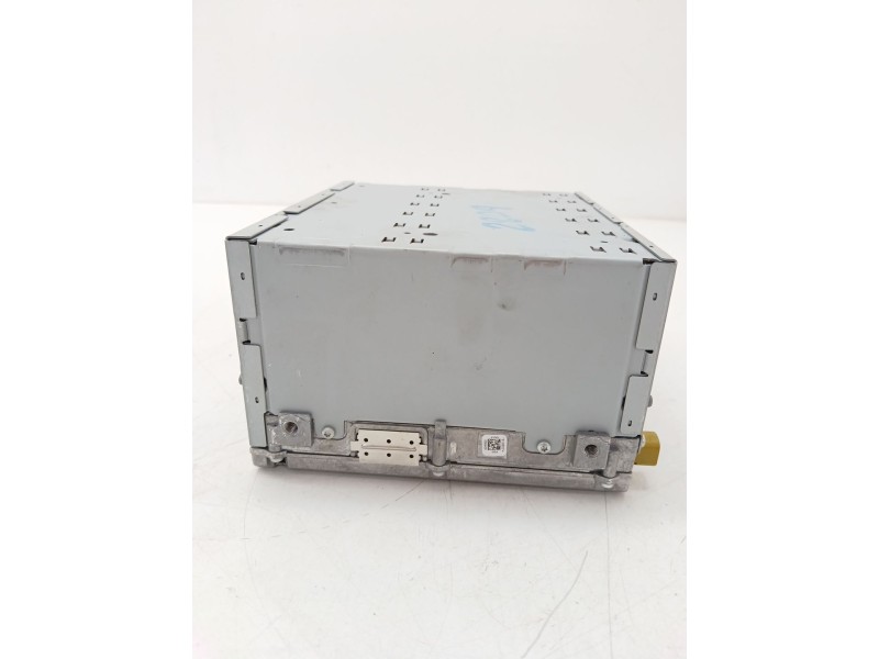 Recambio de sistema audio / radio cd para jaguar i-pace (x590) ev400 awd referencia OEM IAM J9D319C211PB  
							