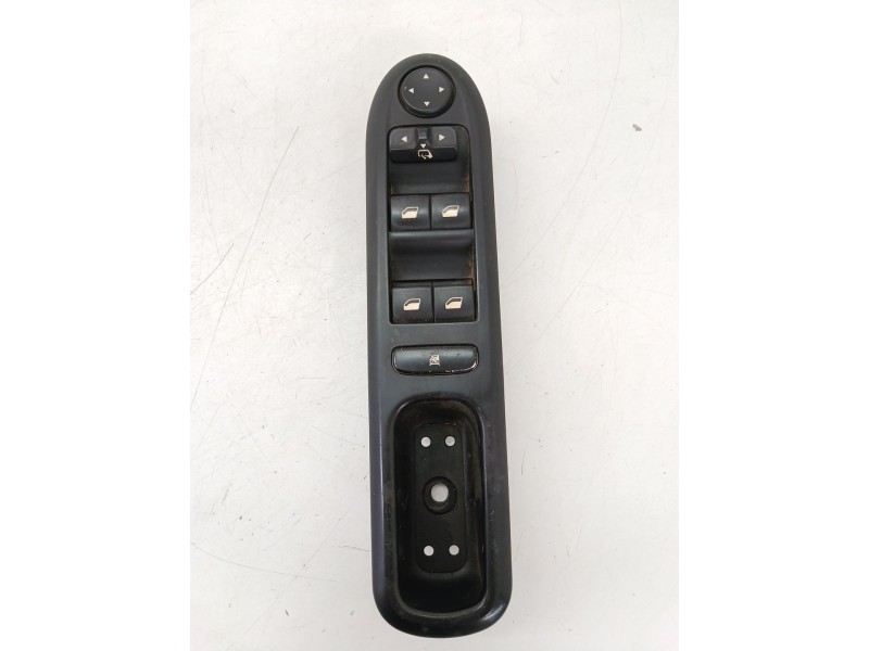 Recambio de mando elevalunas delantero izquierdo para peugeot 407 (6d_) 2.2 hdi 170 (6d4hth) referencia OEM IAM 5326970475  
							