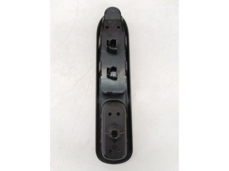 Recambio de mando elevalunas delantero izquierdo para peugeot 407 (6d_) 2.2 hdi 170 (6d4hth) referencia OEM IAM 5326970475  